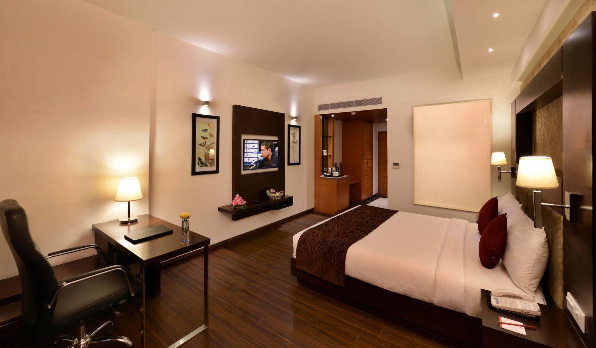 Jagrati Ananta Express Hotell Jaipur Eksteriør bilde