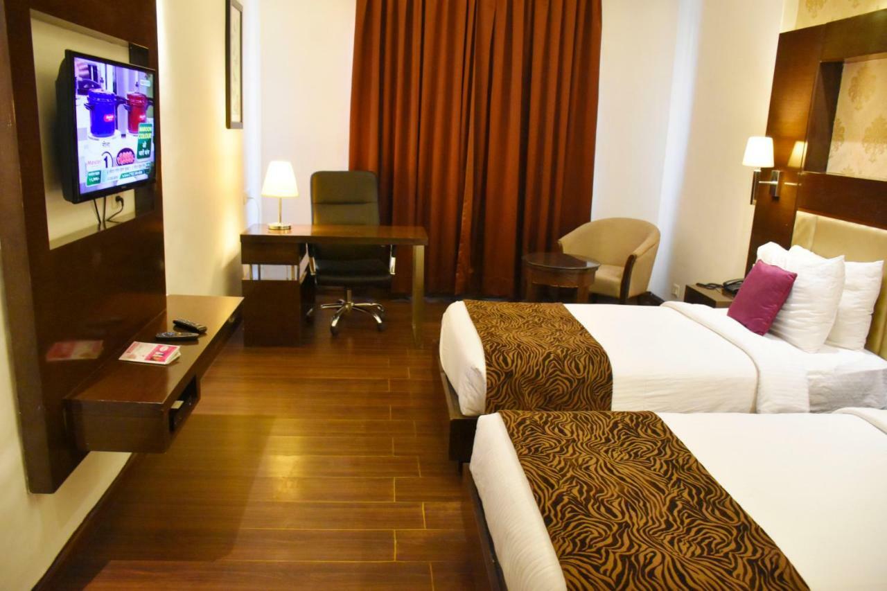 Jagrati Ananta Express Hotell Jaipur Eksteriør bilde