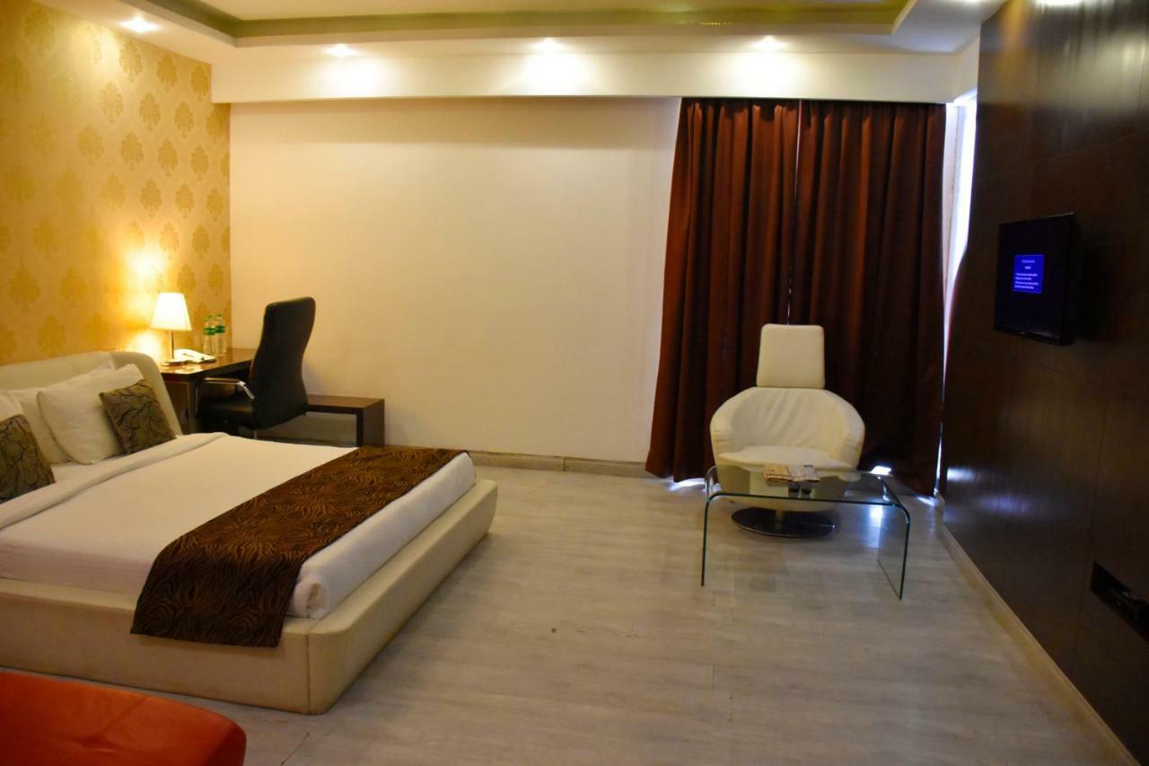 Jagrati Ananta Express Hotell Jaipur Eksteriør bilde
