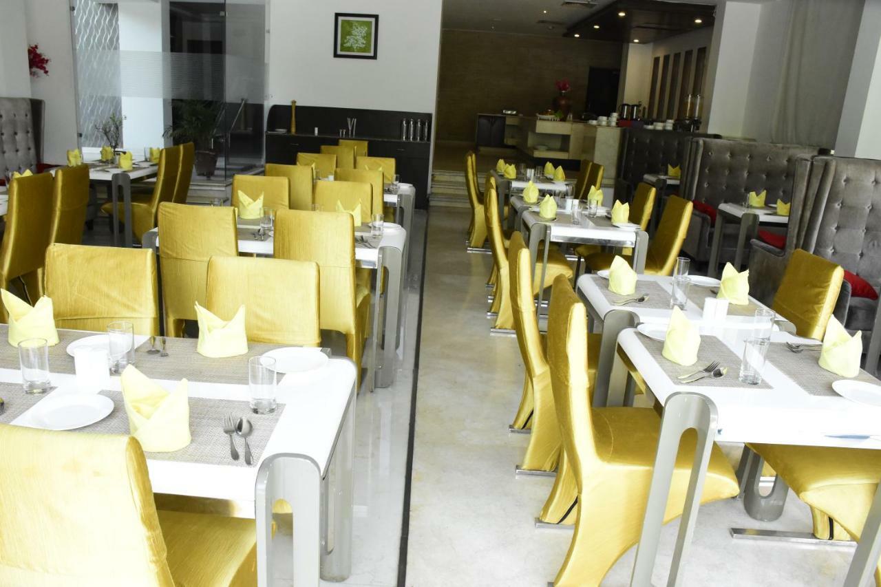 Jagrati Ananta Express Hotell Jaipur Eksteriør bilde