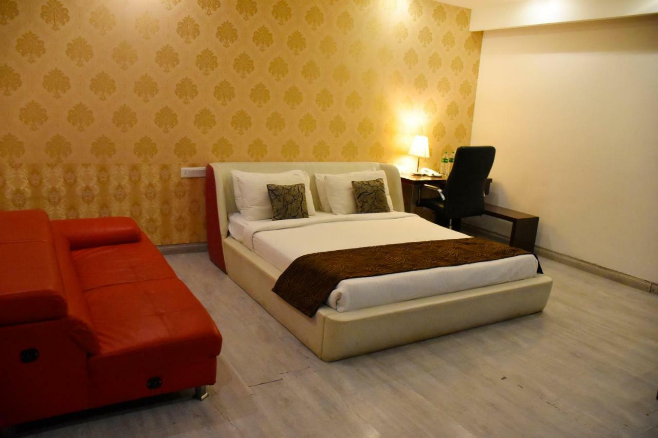 Jagrati Ananta Express Hotell Jaipur Eksteriør bilde